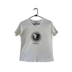 Vintage 90s Yin Yang White V-neck Short Sleeve Women's T-Shirt Small